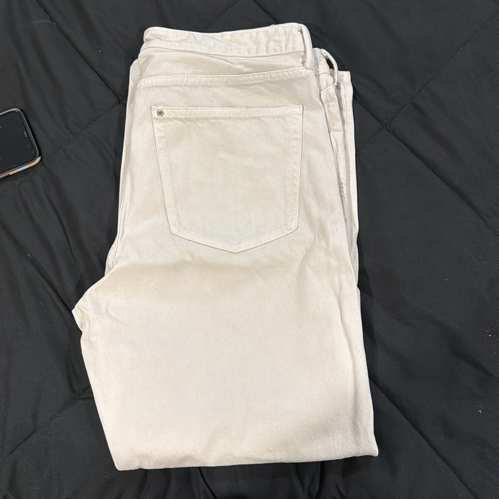 Men's Classic Straight Jeans in Off-White - Picture 2 of 3